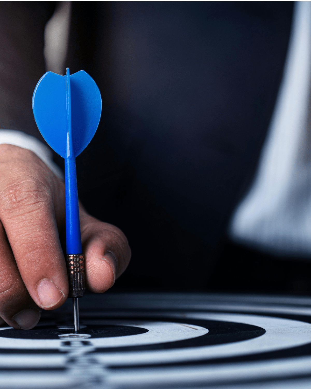 Definizione dei clienti e distributori target negli Emirati